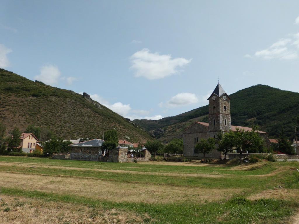Barniedo de la Reina Casa Rural La Altanera מראה חיצוני תמונה