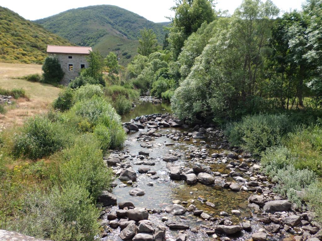 Barniedo de la Reina Casa Rural La Altanera מראה חיצוני תמונה